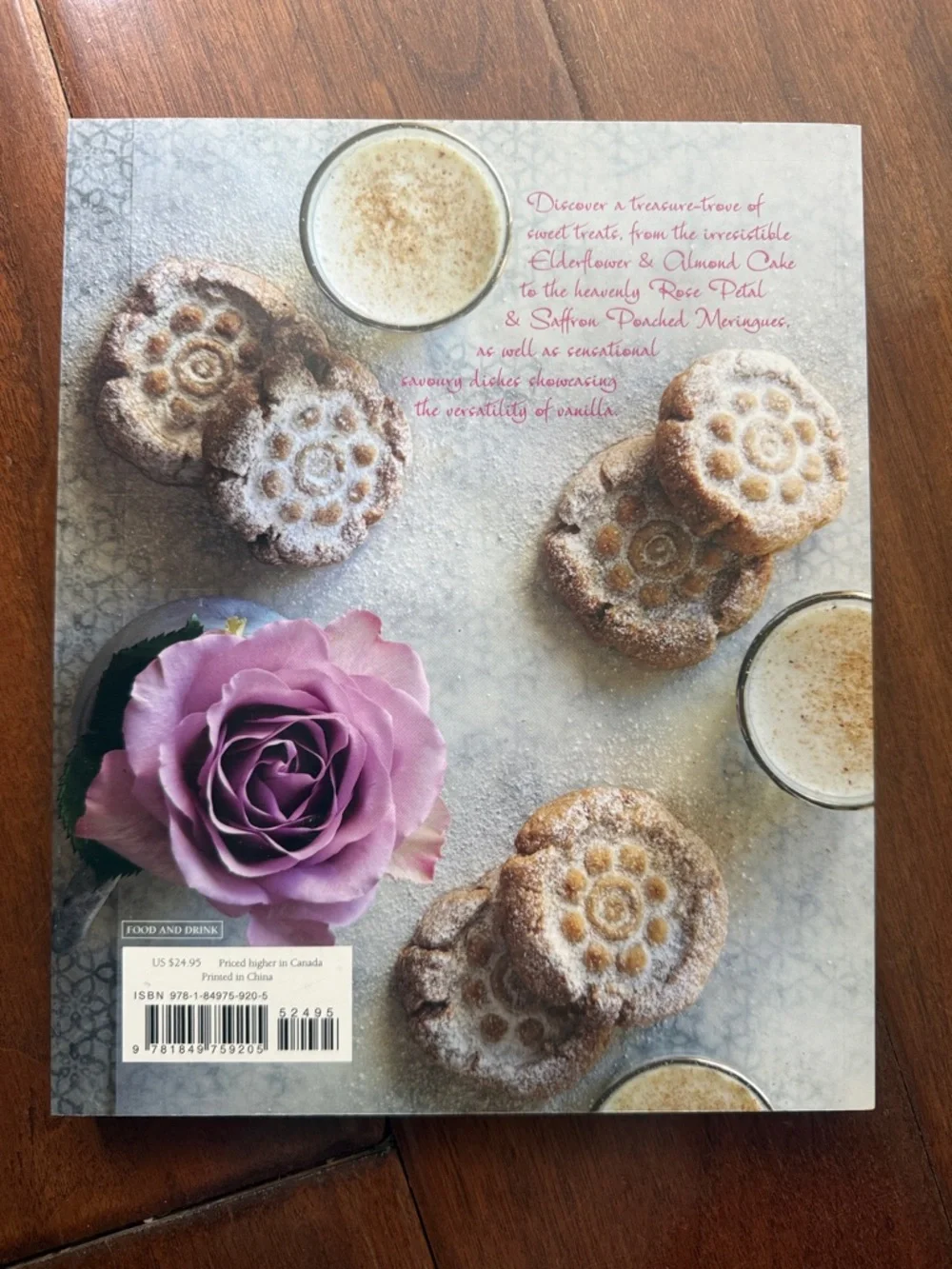 Vanilla Cookbook by Janet Sawyer - Cream & Gold Cover